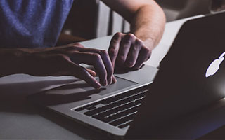 内线补强到位！辽宁官宣德甲篮板王加盟，场均17.8分9.5篮板